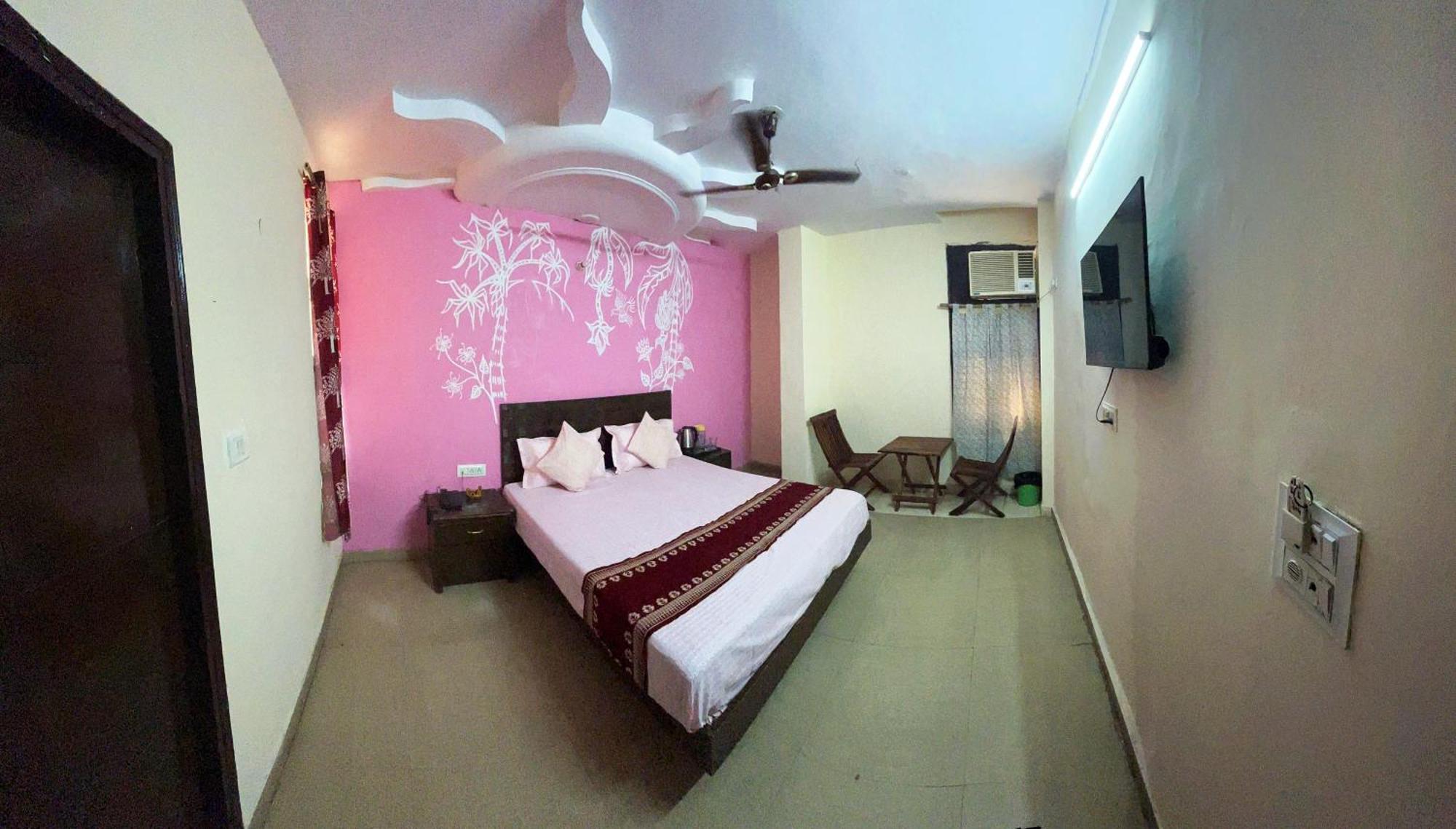 Hotel Darpan Palace -New Delhi Railway Station Exteriör bild