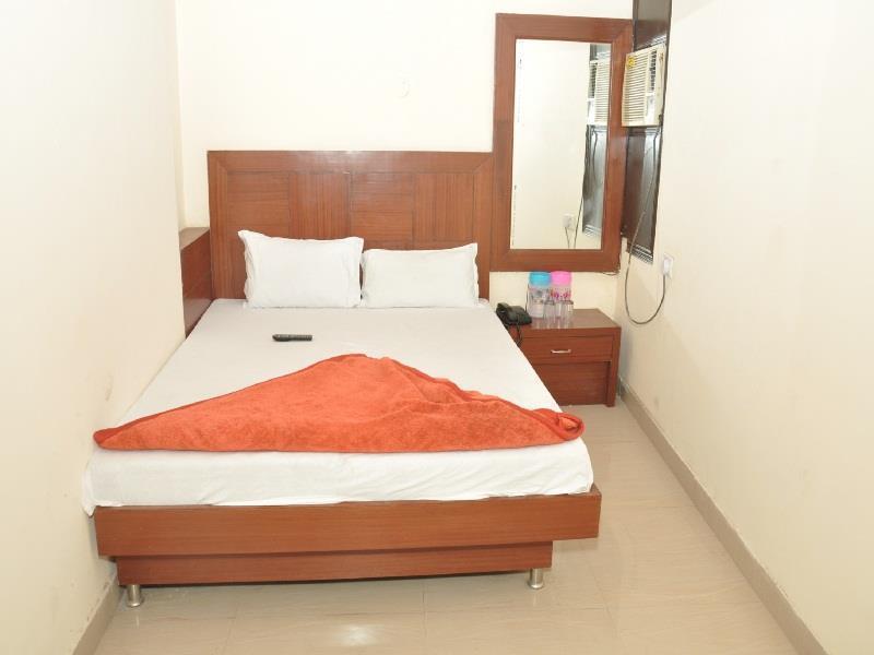 Hotel Darpan Palace -New Delhi Railway Station Exteriör bild